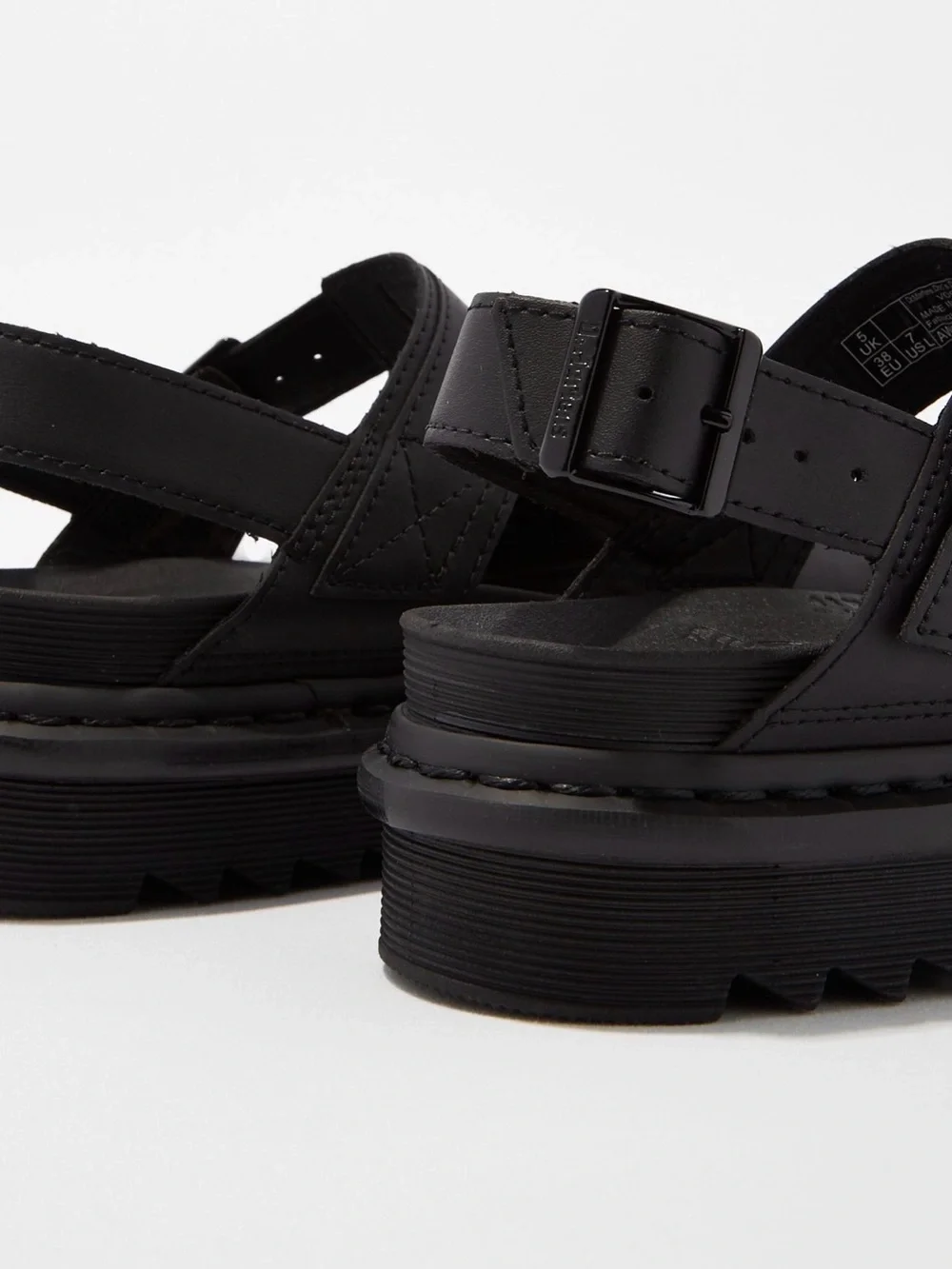 New Dr Martens hydro leather Chunky Leather Sandal UK 5 US 7 - Picture 3 of 5